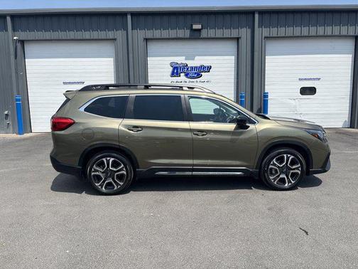2024 Subaru Ascent Limited 7-Passenger