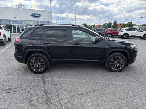 Diamond Black Crystal Pearlcoat 2021 Jeep Cherokee 80th Anniversary 4x4