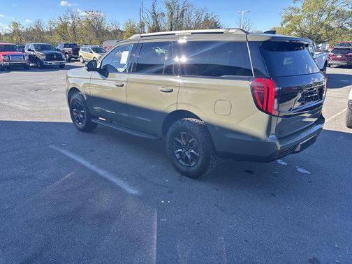 2025 Ford Expedition Tremor