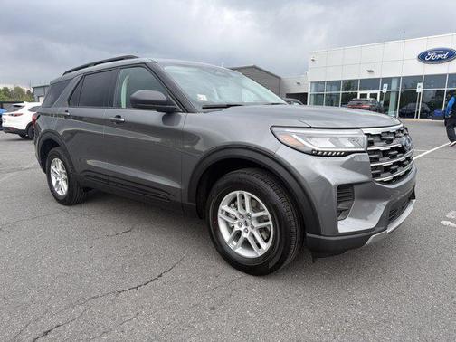 Carbonized Gray Metallic 2026 Ford Explorer Active