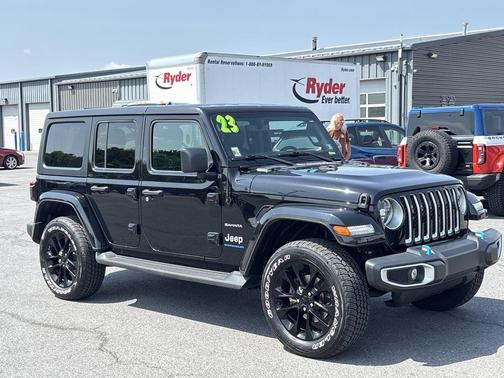 Black Clearcoat 2023 Jeep Wrangler 4xe Sahara