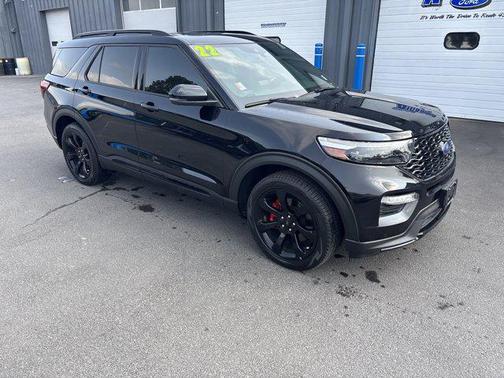 2022 Ford Explorer ST