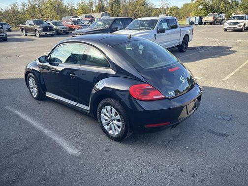 2016 Volkswagen Beetle 1.8T Wolfsburg Edition w/PZEV