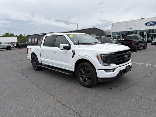 Oxford White 2023 Ford F-150 Lariat