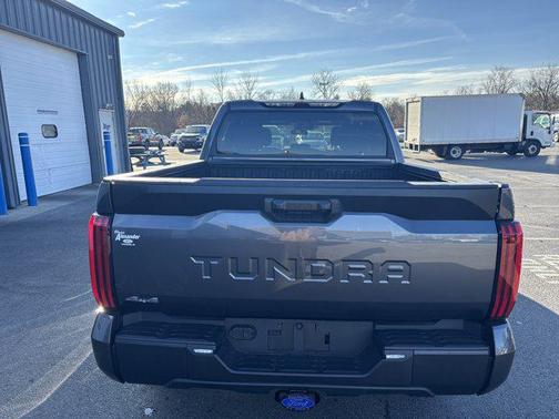 2025 Toyota Tundra SR5