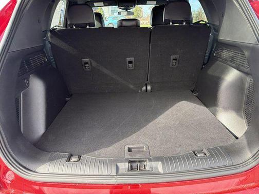 Rapid Red Metallic Tinted Clearcoat 2023 Ford Escape ST-Line