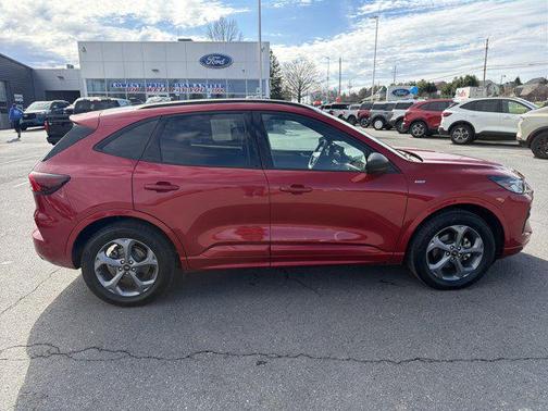 Rapid Red Metallic Tinted Clearcoat 2023 Ford Escape ST-Line