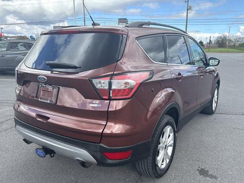 Cinnamon Glaze Metallic 2018 Ford Escape SE