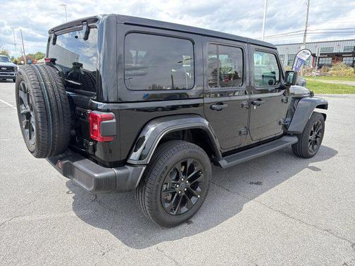 Black Clearcoat 2025 Jeep Wrangler 4xe Sahara