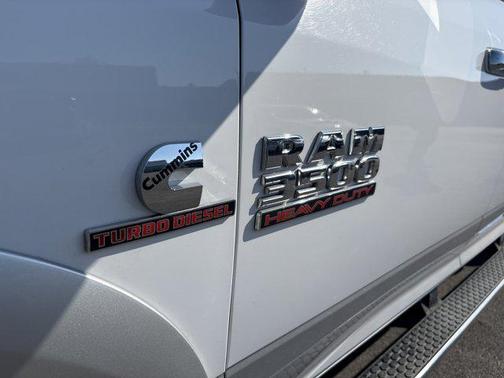 2016 RAM 3500 Laramie