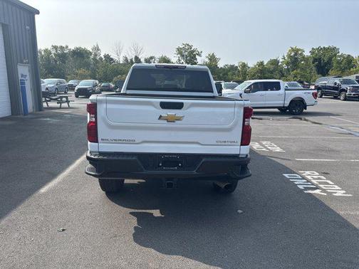 2024 Chevrolet Silverado 2500 Custom