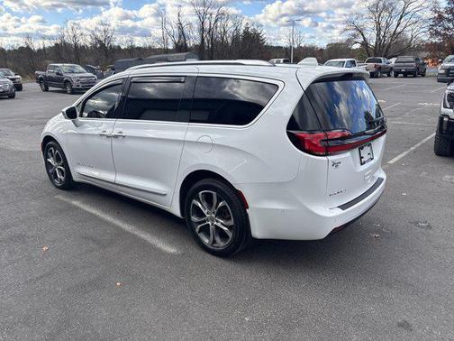 2021 Chrysler Pacifica L