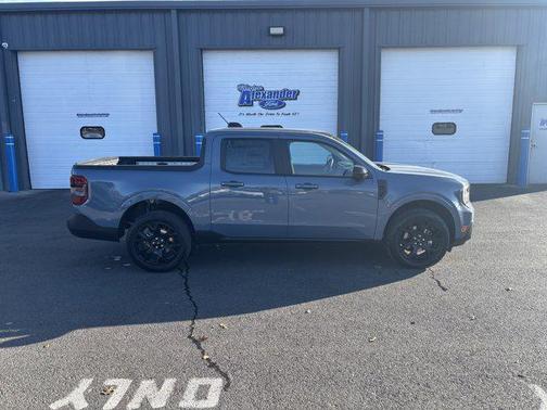2025 Ford Maverick Lariat