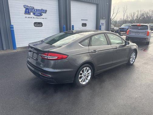 2020 Ford Fusion Hybrid SE