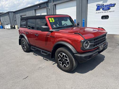 2023 Ford Bronco Base