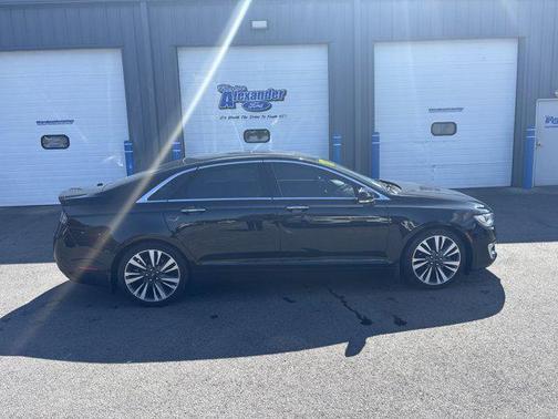 2017 Lincoln MKZ Base