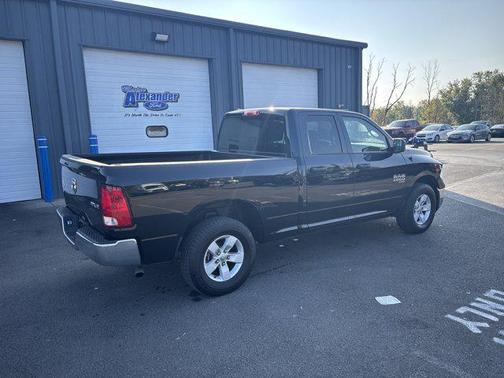 2024 RAM 1500 Classic SLT
