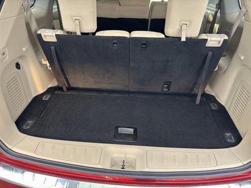 2016 Nissan Pathfinder SV