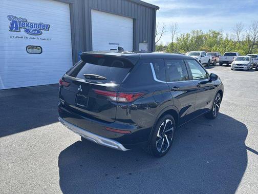 2023 Mitsubishi Outlander SE Special Editiont S-AWC