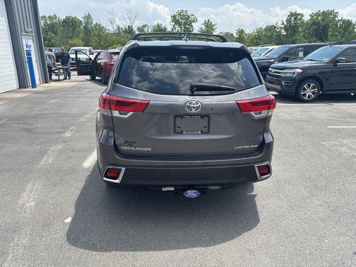 2017 Toyota Highlander Limited