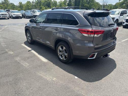 2017 Toyota Highlander Limited