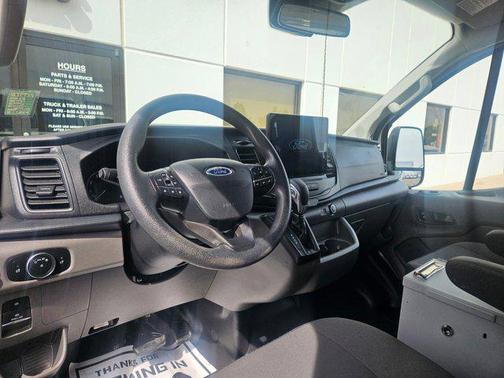 Oxford White 2022 Ford Transit-250 Base