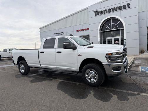 Bright White Clearcoat 2026 RAM 3500 Tradesman Crew Cab 4x4 8' Box
