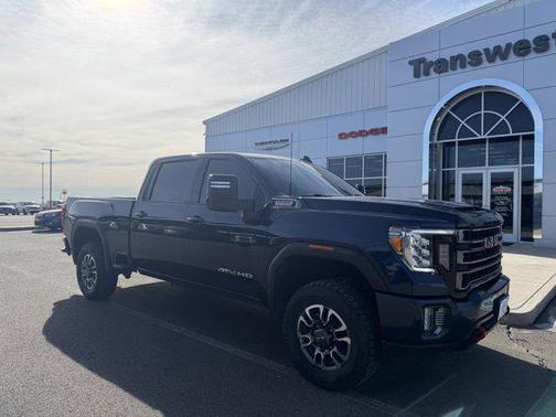 2022 GMC Sierra 2500 AT4