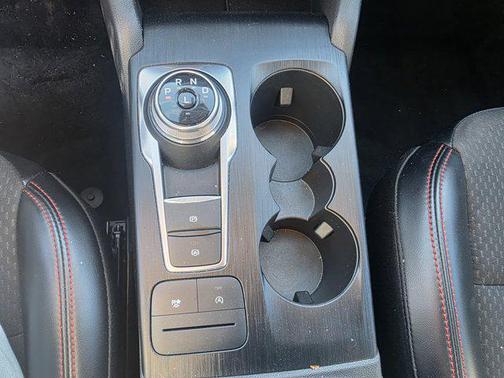 Silver Metallic 2024 Ford Escape ST-Line