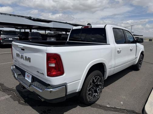 Bright White Clearcoat 2025 RAM 1500 Laramie