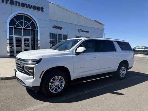 Summit White 2025 Chevrolet Suburban LT