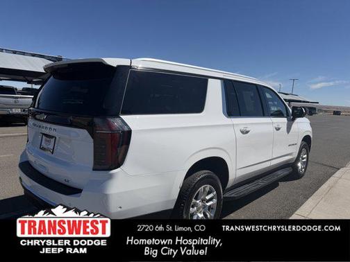 Summit White 2025 Chevrolet Suburban LT