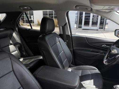 Mosaic Black Metallic 2020 Chevrolet Equinox 1LT