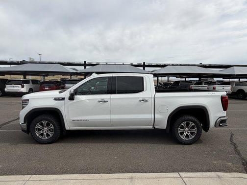 Summit White 2025 GMC Sierra 1500 SLT