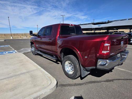 2022 RAM 3500 Laramie