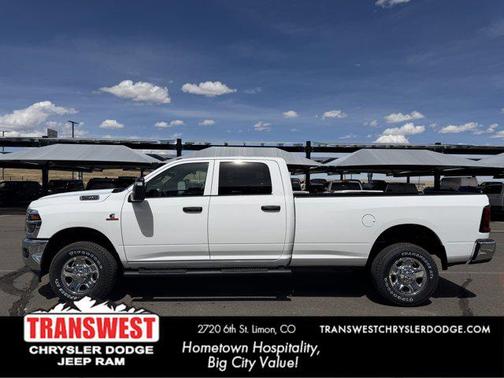 2026 RAM 2500 Tradesman Crew Cab 4x4 8' Box