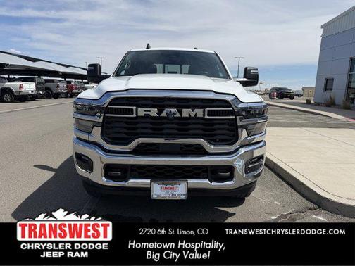 2026 RAM 2500 Tradesman Crew Cab 4x4 8' Box