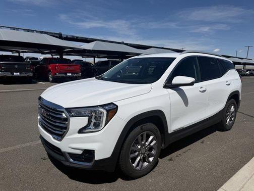 Summit White 2024 GMC Terrain SLT