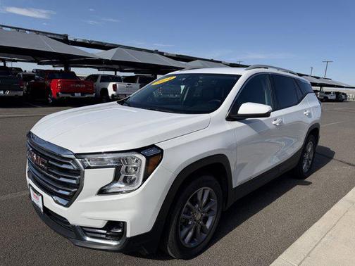 Summit White 2024 GMC Terrain SLT