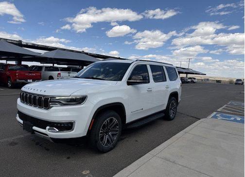 Bright White Clearcoat 2024 Jeep Wagoneer Series II 4x4