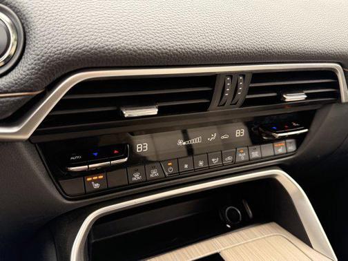 2024 Mazda CX-90 PHEV Premium