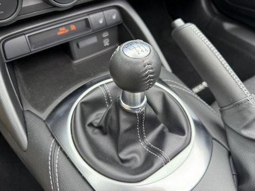 2024 Mazda MX-5 Miata Club