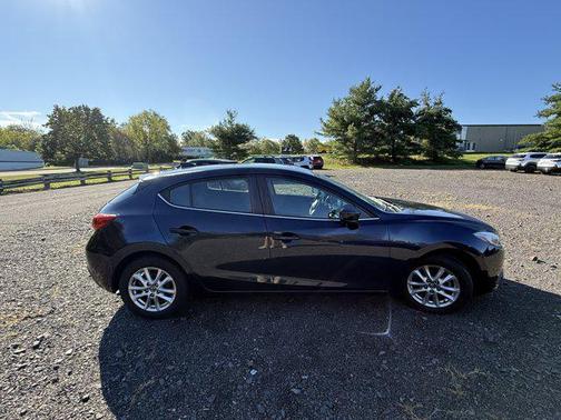2016 Mazda Mazda3 i Touring