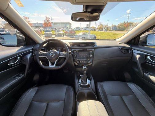 2020 Nissan Rogue SL