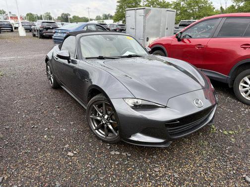 2016 Mazda MX-5 Miata Grand Touring