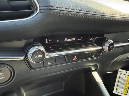 2025 Mazda Mazda3 FWD w/Preferred Package
