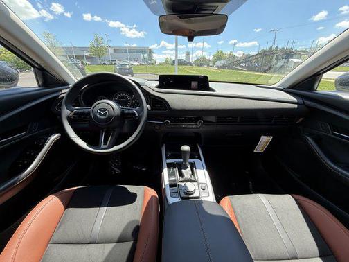 2025 Mazda CX-30 2.5 Carbon Turbo