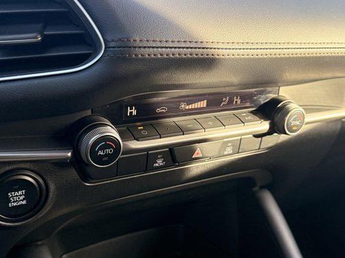 2022 Mazda Mazda3 FWD w/Select Package