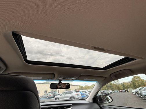 2014 Toyota Avalon XLE