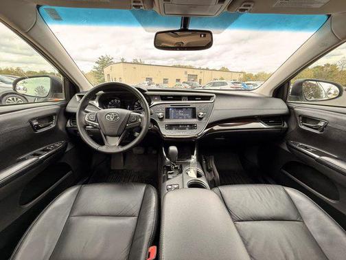 2014 Toyota Avalon XLE